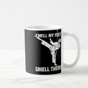 Caneca De Café Cheire Meu Cheiro Engraçado Camisa De Karate Dando