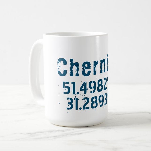 Caneca De Café Chernihiv Ucrânia Latitude & Longitude Afetada (Frente Esquerda)