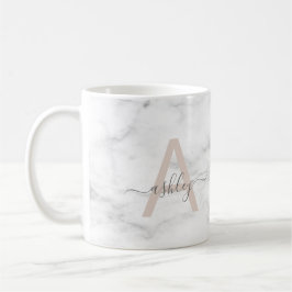 Caneca De Café Chic Blush White Marble Script Name Monogramo