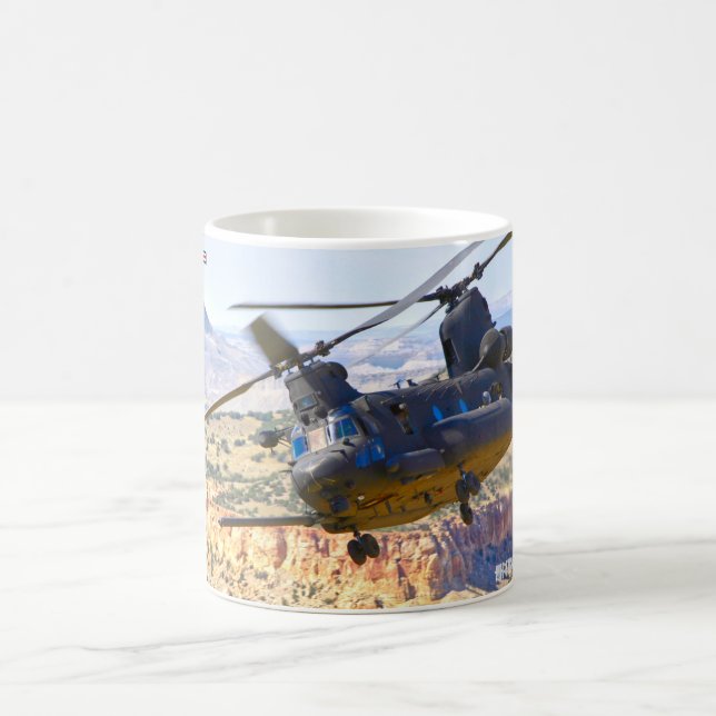 CANECA DE CAFÉ CHINOOK MH-47G (Centro)