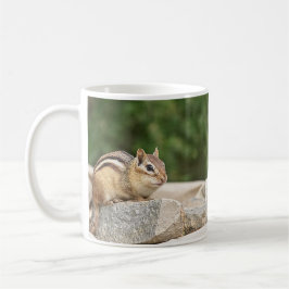 Caneca De Café Chipmunk numa pedra
