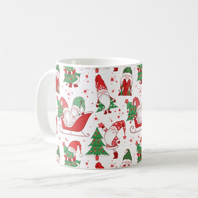 Caneca De Café Christmas Gnomes & Trees All-Over Pattern (Frente Esquerda)
