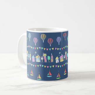 Caneca De Café Cidade à Beira-Mar Barcos à Vela e Bandeirolas Azu