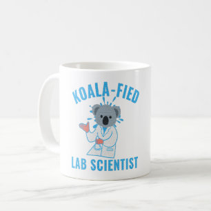CANECA DE CAFÉ CIENTISTA DE LABORATÓRIO KOALA-FICADO - TÉCNICO DE