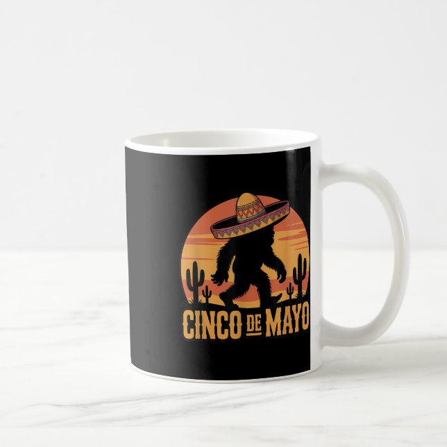 Caneca De Café Cinco De Mayo Bigfoot Sombrero Desert Sunset (Direita)