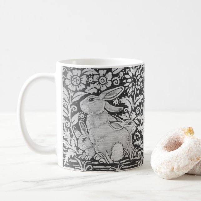 Caneca De Café Cinza da família Black White Rabbit Páscoa Mãe Pre (Com Donut)