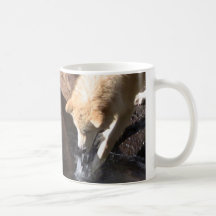 Cinza Wolf Mug