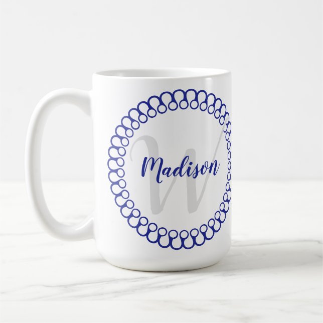 Caneca De Café Círculo Decortivo Azul Personalizar Monograma (Esquerda)