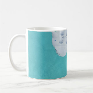 Caneca De Café Cisne branco inflável no corpo de água