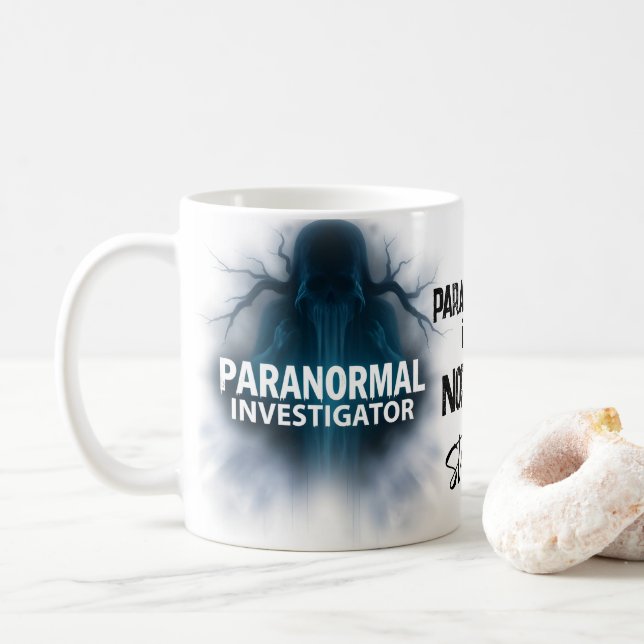 Caneca De Café Citação do Investigador Paranormal (Com Donut)