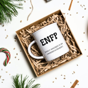 Caneca De Café Citação engraçada ENFP MBTI com texto preto