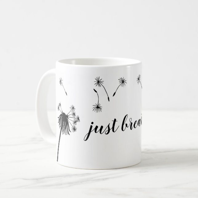 Caneca De Café Citação Inspiradora SÓ RESPIRA O Dandelion soprado (Frente Esquerda)