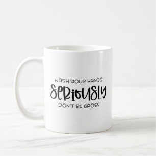 Caneca De Café Citação Preta Sobre "Sério"