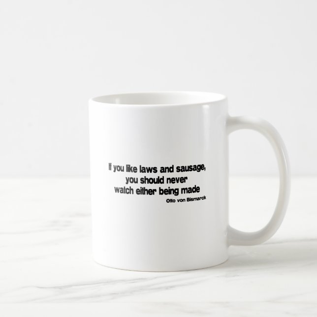 Caneca De Café Citações das leis e da salsicha (Direita)