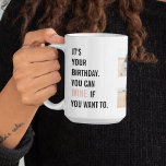 Caneca De Café Citações de aniversário engraçadas | Foto de Colag<br><div class="desc">"O vinho melhora com a idade,  assim como você! Feliz aniversário e aplausos para outro ano de delícia!"</div>