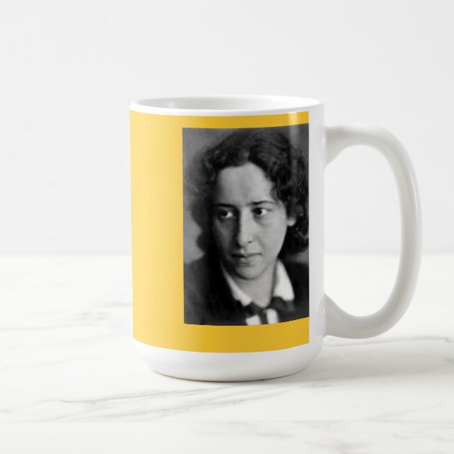 Caneca De Café Citações de Hannah Arendt (Direita)
