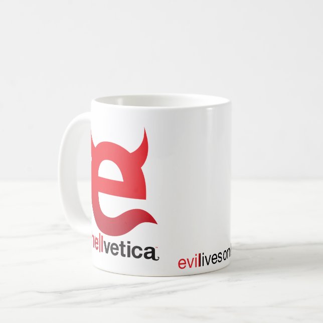 Caneca de Café Clássica Vermelho Malvado “e” (Frente Esquerda)