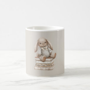 Caneca De Café Coelho nos Livros