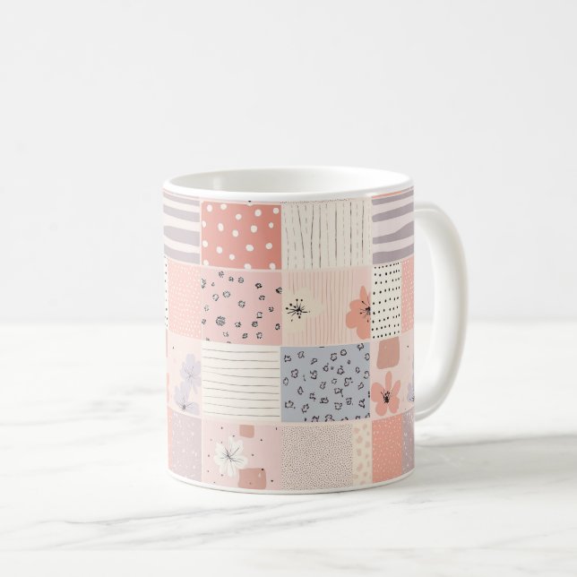Caneca De Café Colcha de retalhos florais pastéis em rosa e azul (Frente Esquerda)