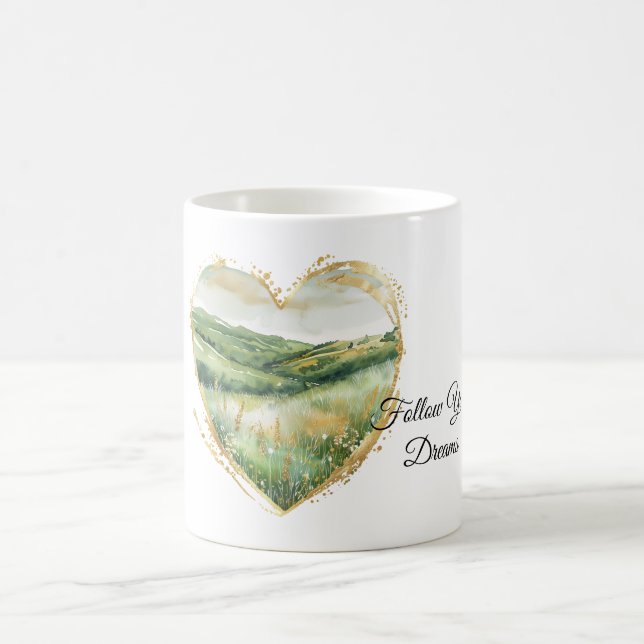 Caneca De Café Colinas de Grama Verde Ouro do Coração (Centro)