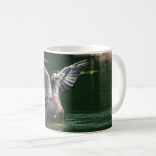 Caneca de Café com Ação da Asa de Ganso Velho