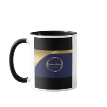 Caneca de café com alça.