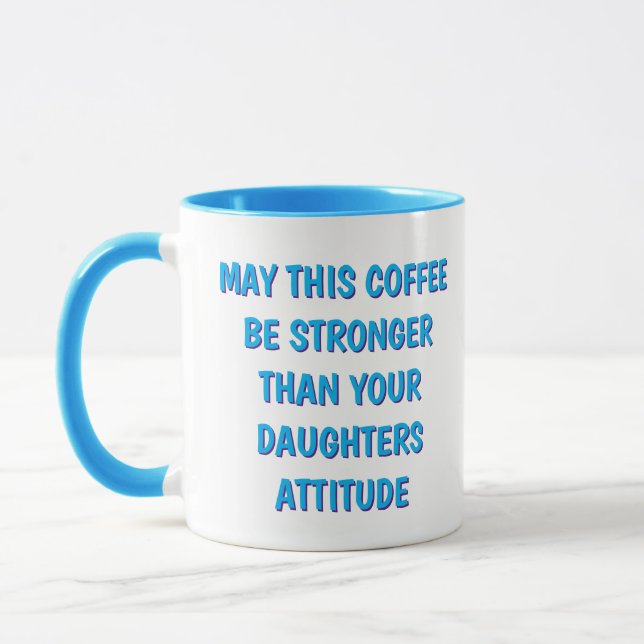 Caneca de Café com Atitude de Filha Engraçada para (Esquerda)