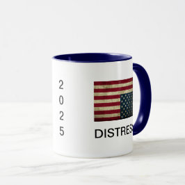 Caneca de café com bandeira americana em situação