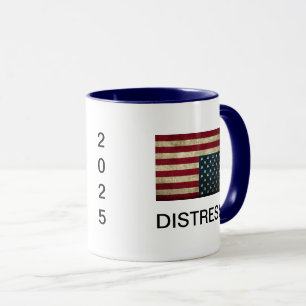 Caneca de café com bandeira americana em situação