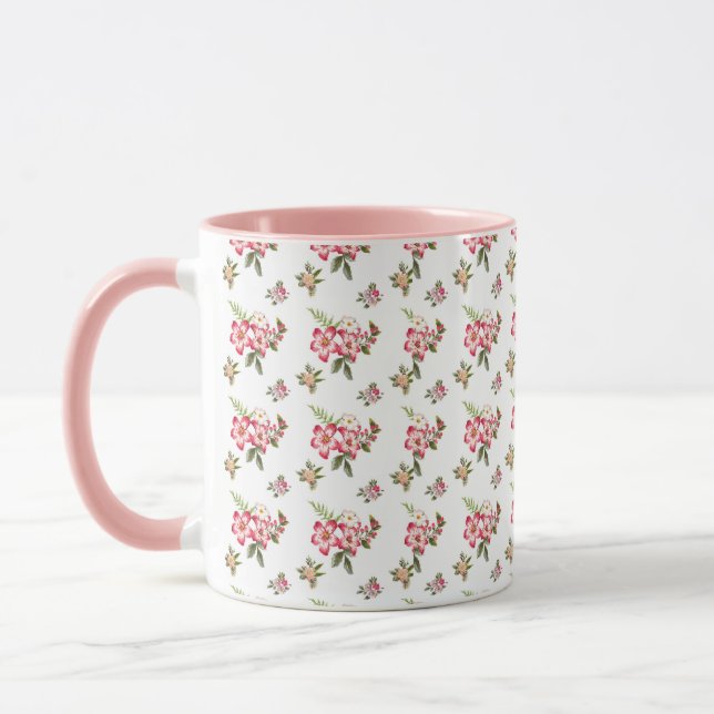 caneca de café com buquê de flores (Esquerda)