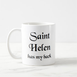 caneca de café com capacete santo