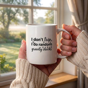 Caneca de café com citação engraçada que desafia a
