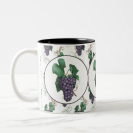 Caneca de café com fruta de uva