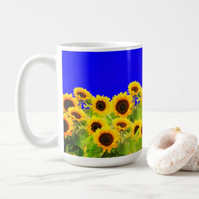 Caneca de Café com Girassóis (Com Donut)