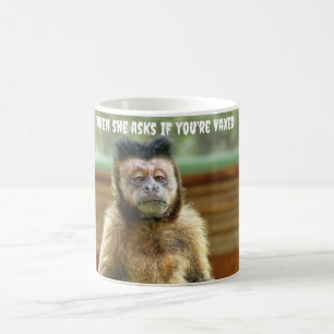 Caneca de café com humor de macaco da vacina Covid