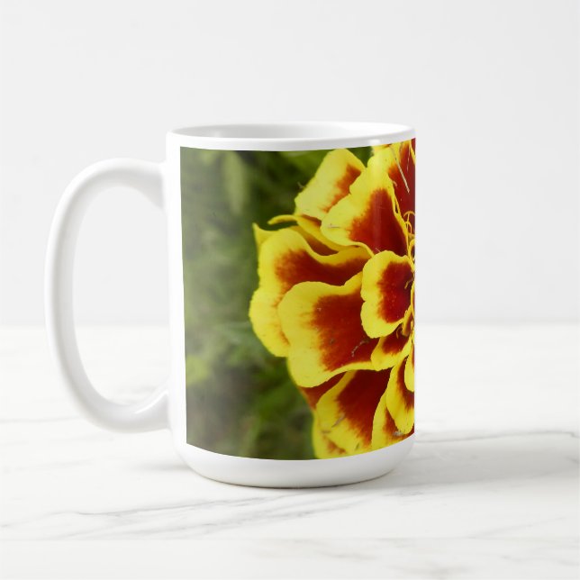 Caneca de Café Com Imagem de Marigold Nela (Esquerda)
