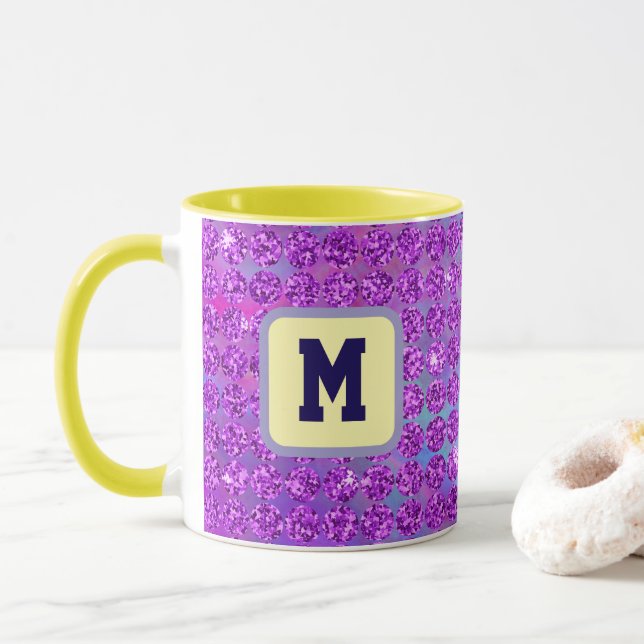 Caneca de Café com Letra Inicial Personalizada Mon (Com Donut)