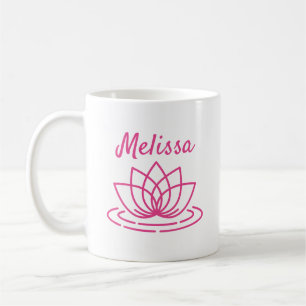 Caneca de café com nome personalizado com flor de 