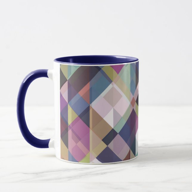 caneca de café com padrão de tons escuros geométri (Esquerda)