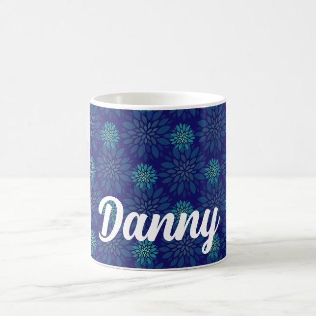 Caneca de Café com Padrão Floral Personalizado (Centro)