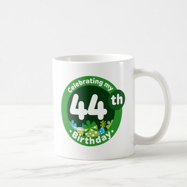 Caneca De Café Comemorando meu 44o aniversário (Direita)