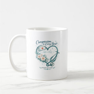 Caneca De Café Compaixão em Cada Batida Design Coração de Enferme