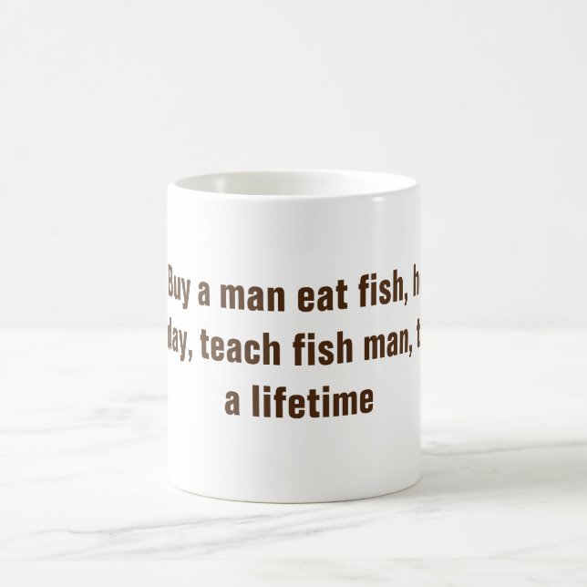 Caneca De Café Comprar homem come camisa de peixe (Centro)