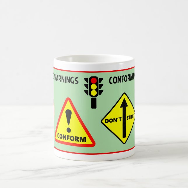 Caneca De Café Conformando Avisos (Centro)