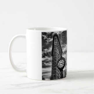Caneca De Café Construção e pulso de disparo de Flatiron em preto