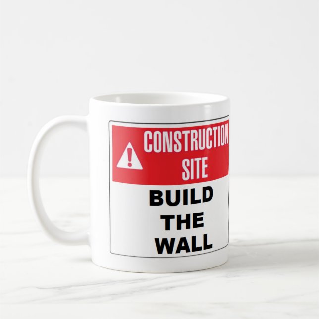 Caneca De Café "Construir a parede" Mug (Esquerda)