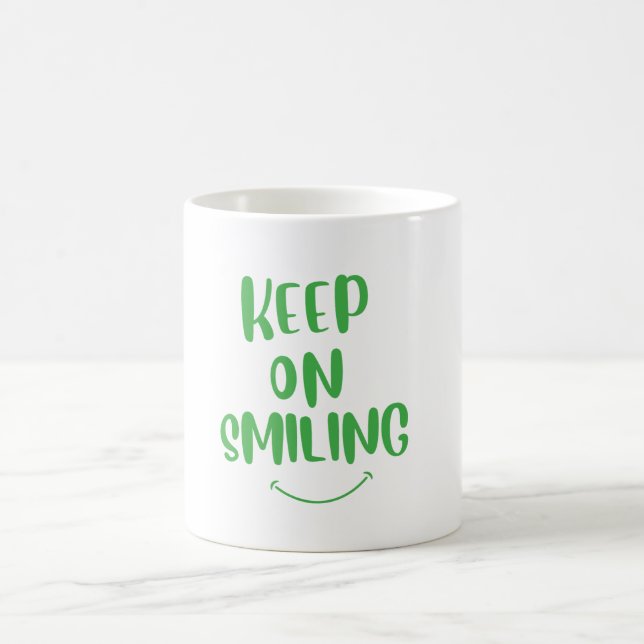 Caneca De Café Continue sorrindo (Centro)