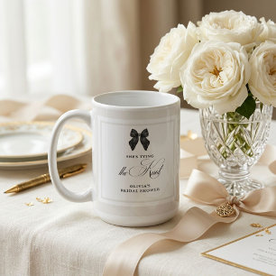 Caneca De Café Convite Chic de Laço Preto para Chá de Noiva