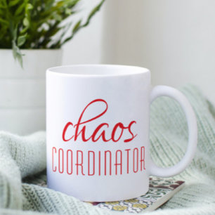 Caneca De Café Coordenador de caos Red Script Coffee Mug