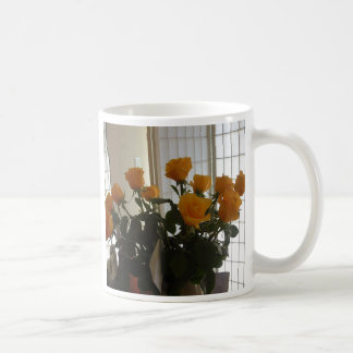 Caneca De Café Copo de café dos rosas amarelos